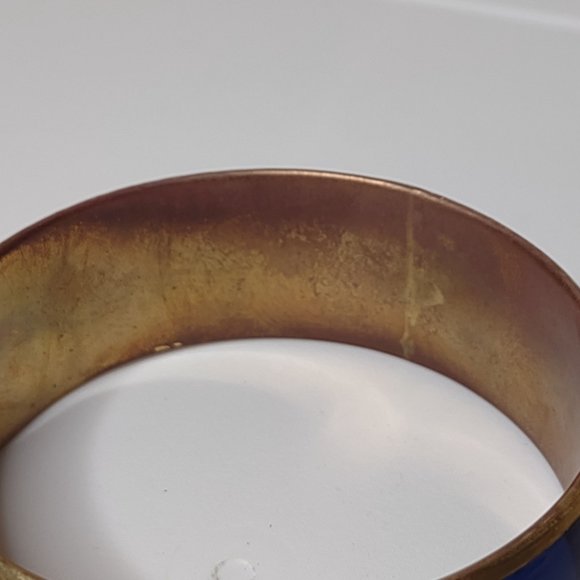 Vintage Bangle With Feathers - Picture 8 of 13